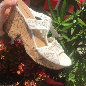 American Eagle wedges